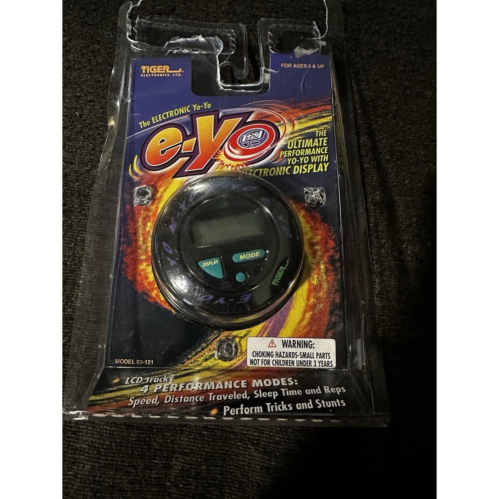 Tiger Electronics LTD: The Electronic Yo-Yo E-Yo 1998 Model 03-121 Used Untested